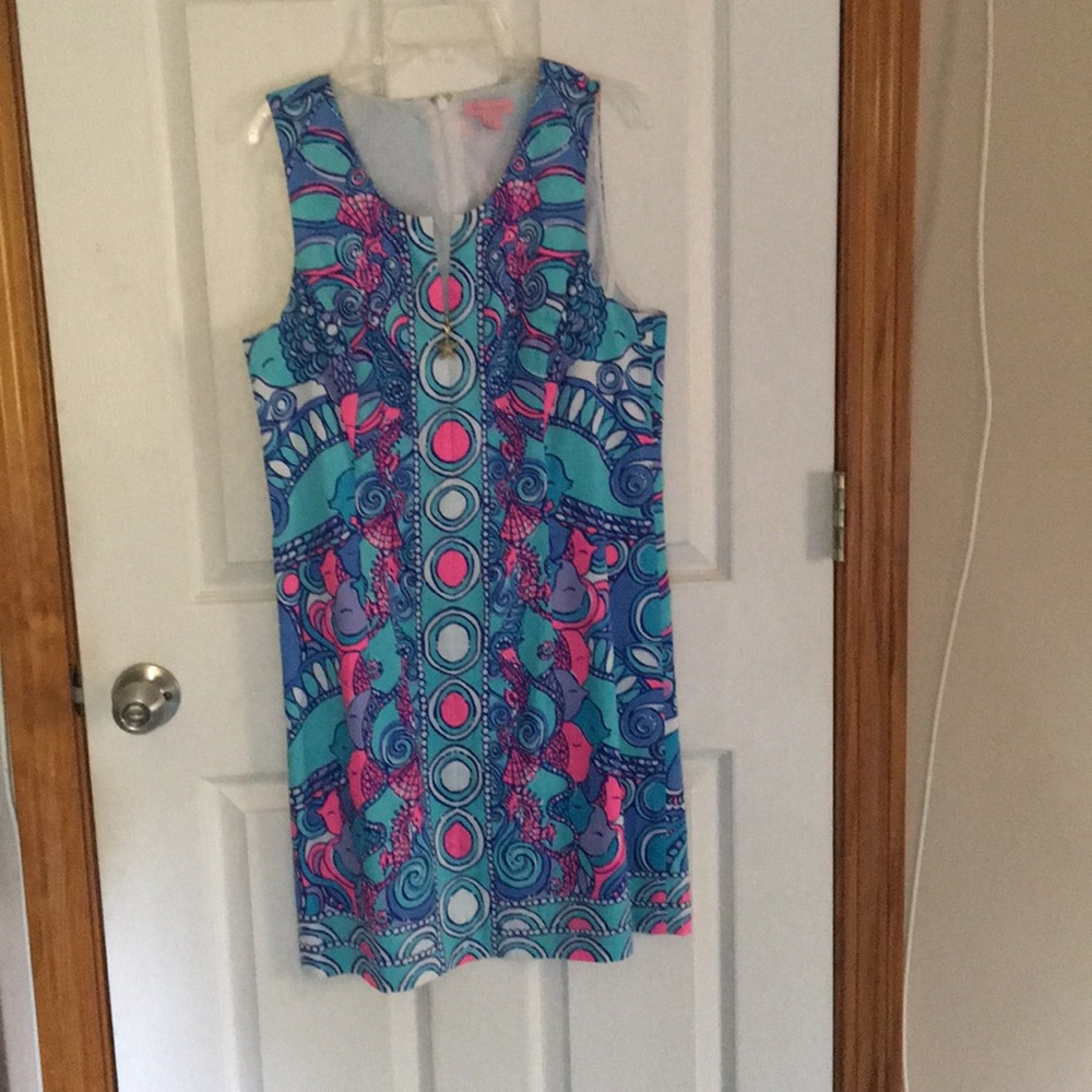 Vibrant Lilly shift dress
